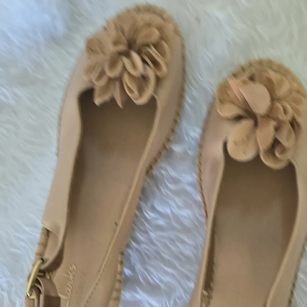Clarks these artisan